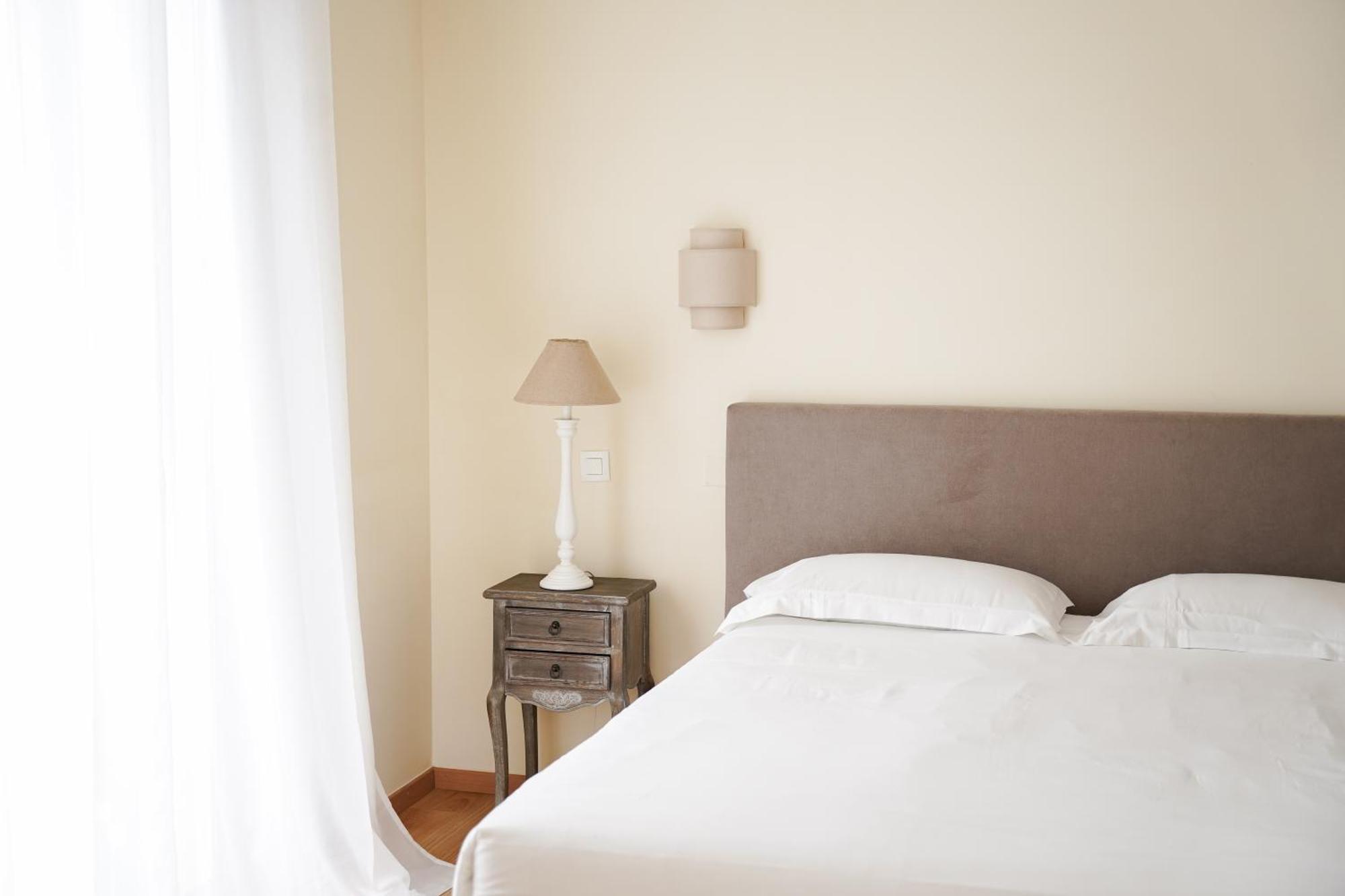 Castellu Hotel Lucciana  Buitenkant foto