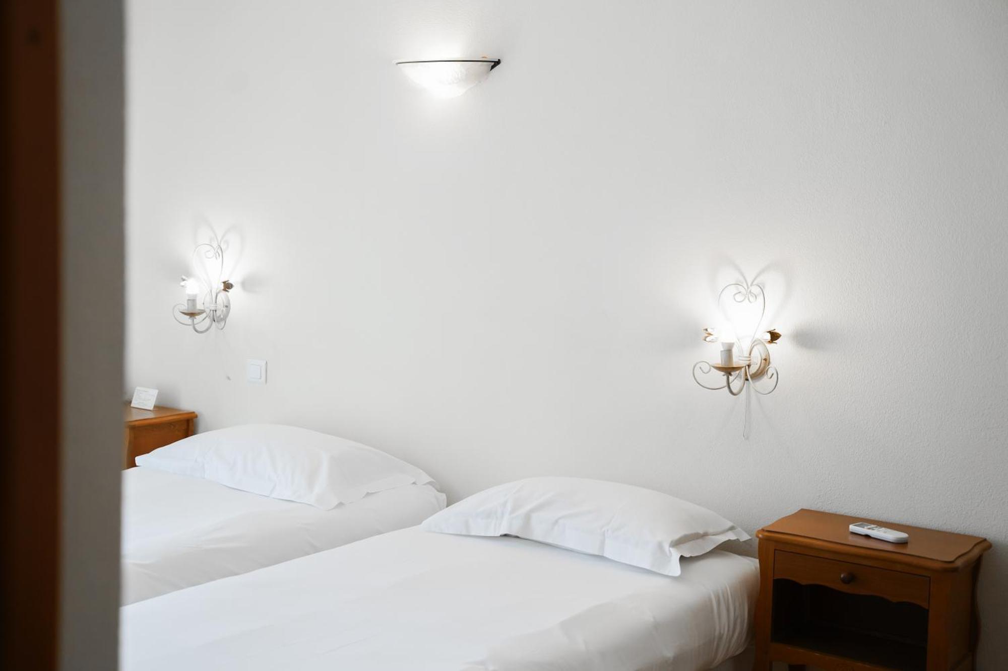Castellu Hotel Lucciana  Buitenkant foto