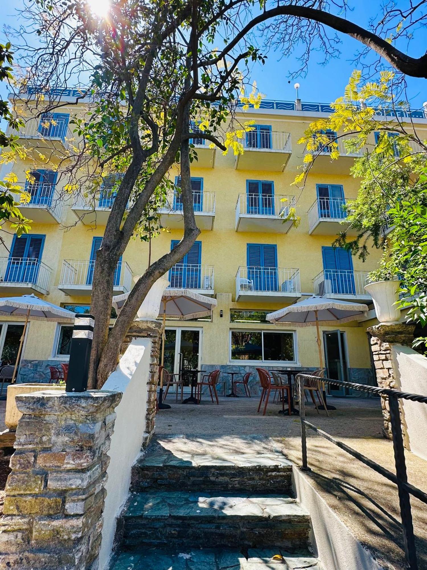 Castellu Hotel Lucciana  Buitenkant foto