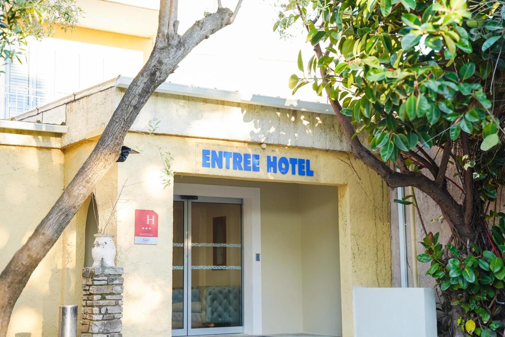 Castellu Hotel Lucciana  Buitenkant foto